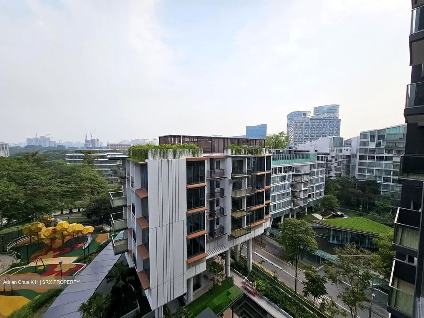 Slim Barracks Rise (D5), Condominium #637755011